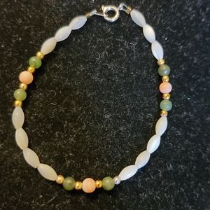 Vintage '90s delicate beaded bracelet 7 inches long